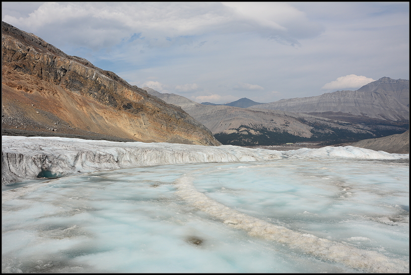 Blick vom Athabasca-Gletscher ins Tal