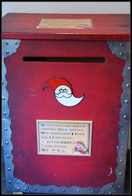 Der Briefkasten für die Weihnachtspost Der Briefkasten für die Weihnachtspost