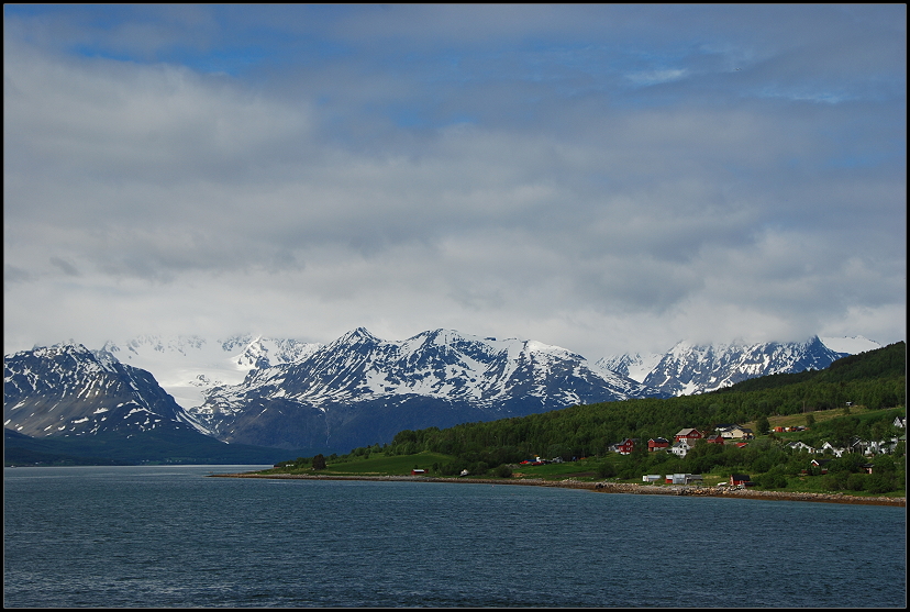 Fhrfahrt nach Lyngseidet