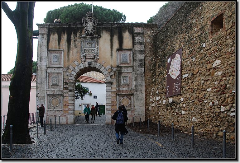 Eingang zum Castelo de So Jorge 