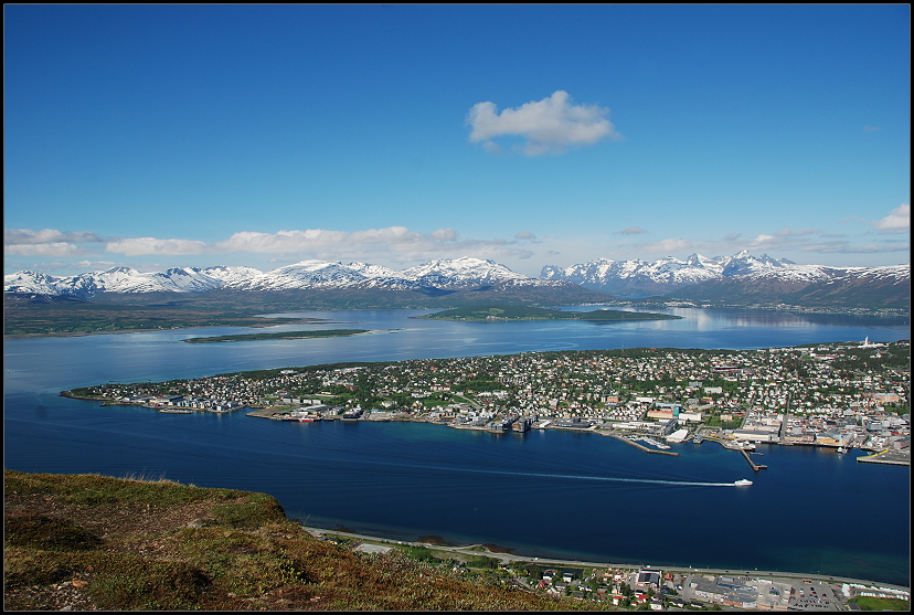 Blick auf Troms vom Storsteinen