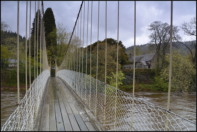 Suspension Bridge ber dem Fluss Conwy