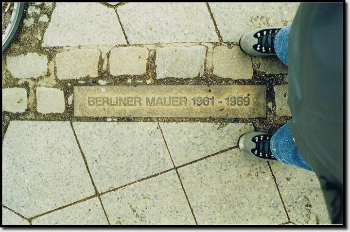 Auf der Ex-Mauer