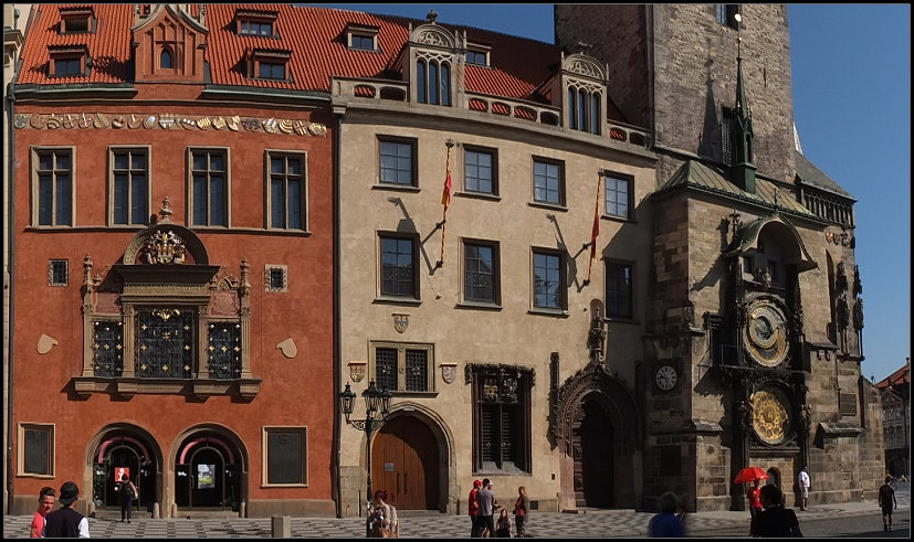 Altstdter Rathaus mt astronomische Uhr  