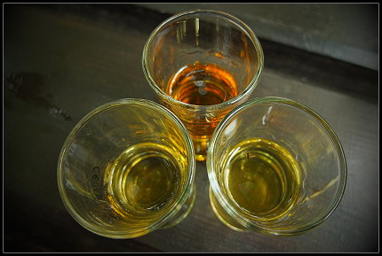 Becherovka und Honigwein Becherovka und Honigwein