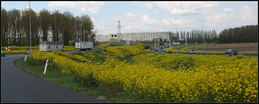 Raps an der Autobahn