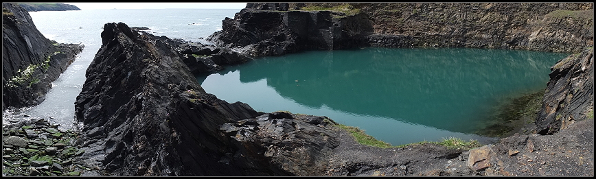 Blue Lagoon in Abereiddy