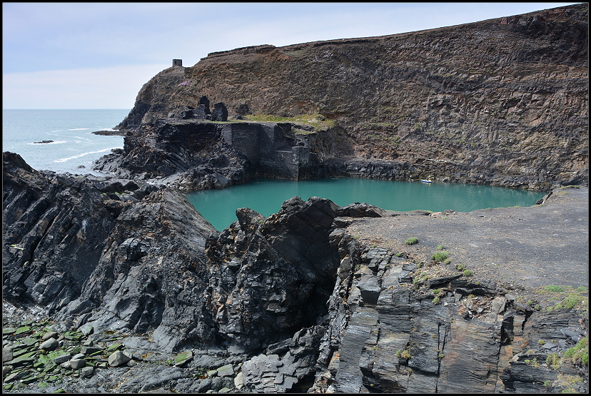 Blue Lagoon in Abereiddy