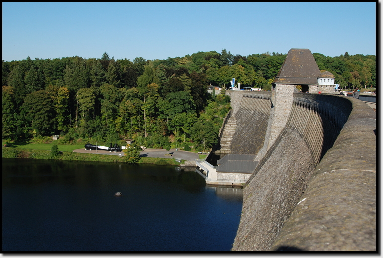 Staumauer Mhnesee