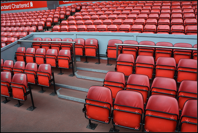 Auswechselbnke Anfield Road