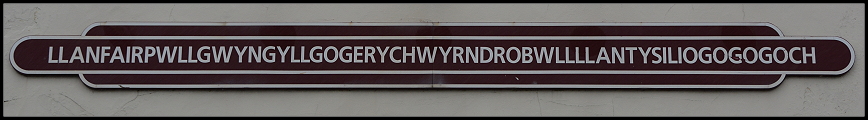 Llanfairpwllgwyngyllgogerychwyrndrobwllllantysiliogogogoch